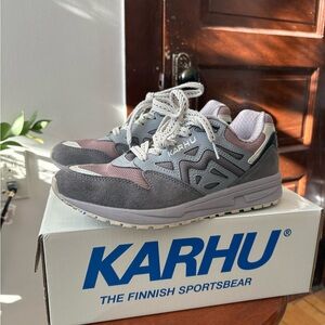 Karhu Legacy 96 Gray and Mauve Sneakers